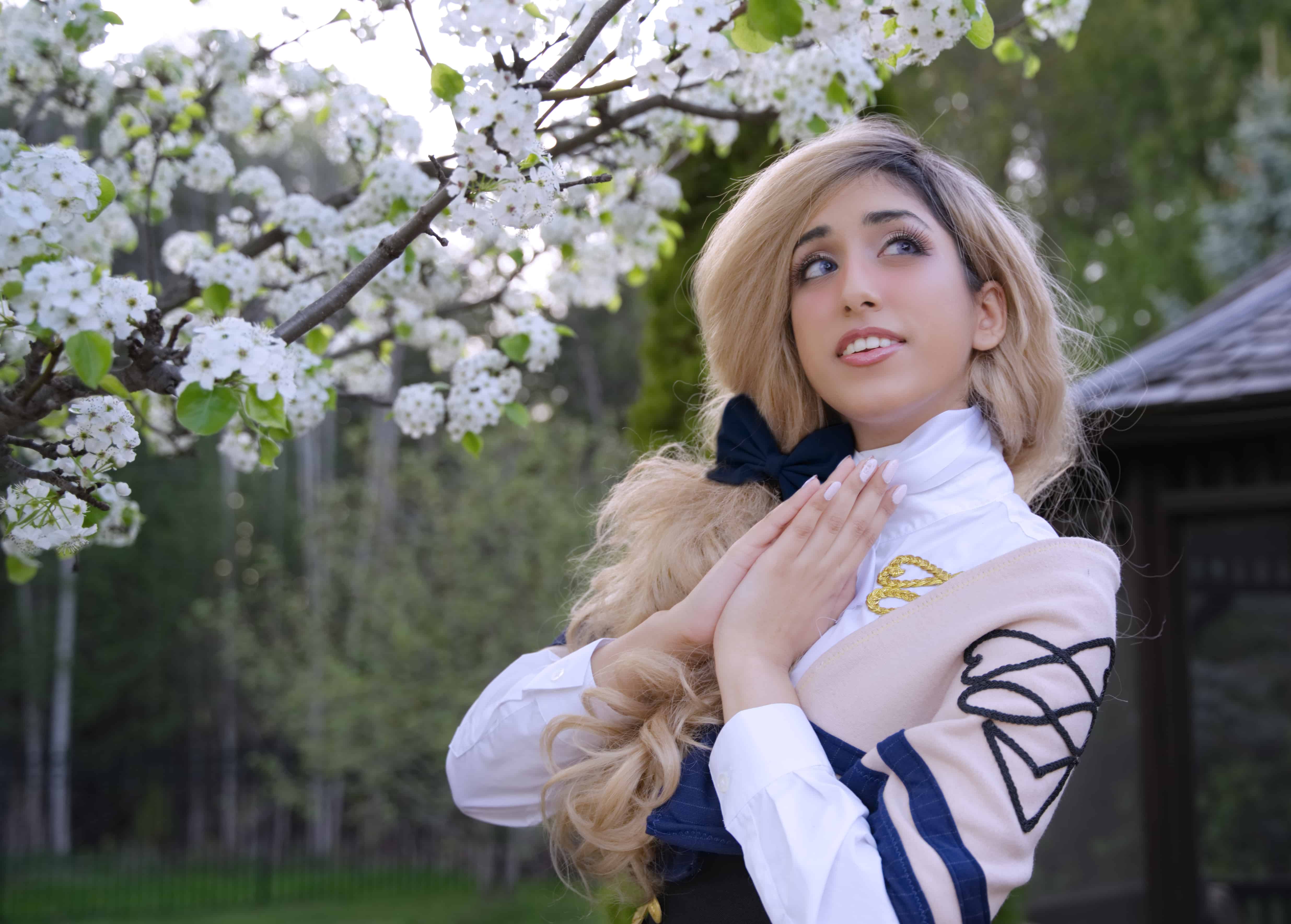Mercedes Cosplay cherry blossoms (ronantyche) Fire Emblem Three Houses Cosplay