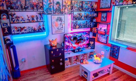 How to Make Your Own Cosplay Room!