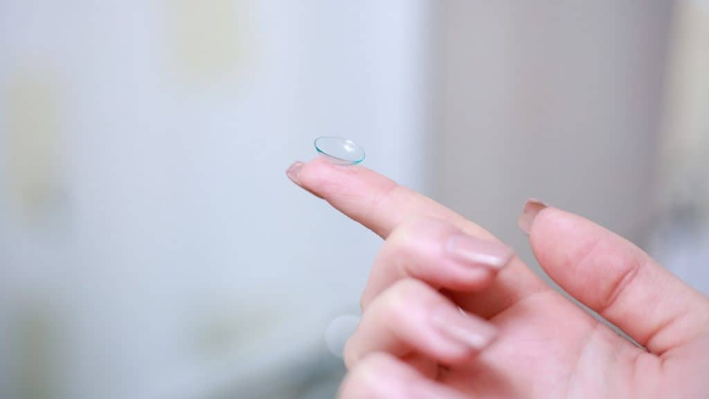 Lenses (do you need cosplay contacts to cosplay)