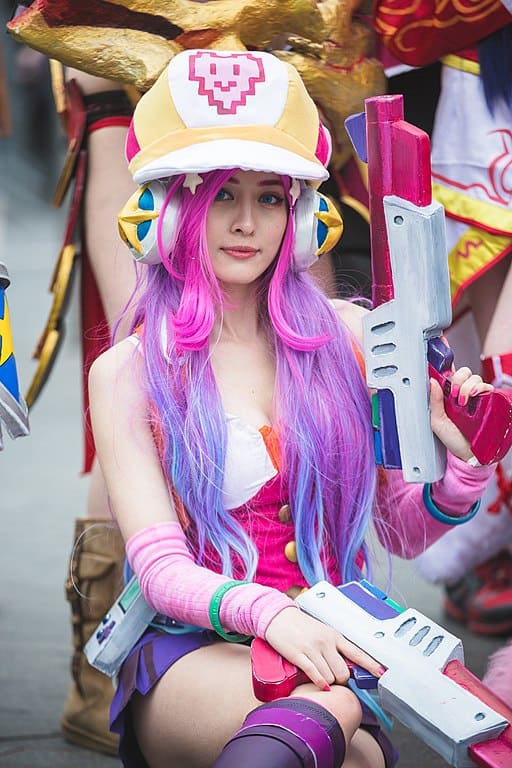 Miss Fortune (League of Legends cosplay)